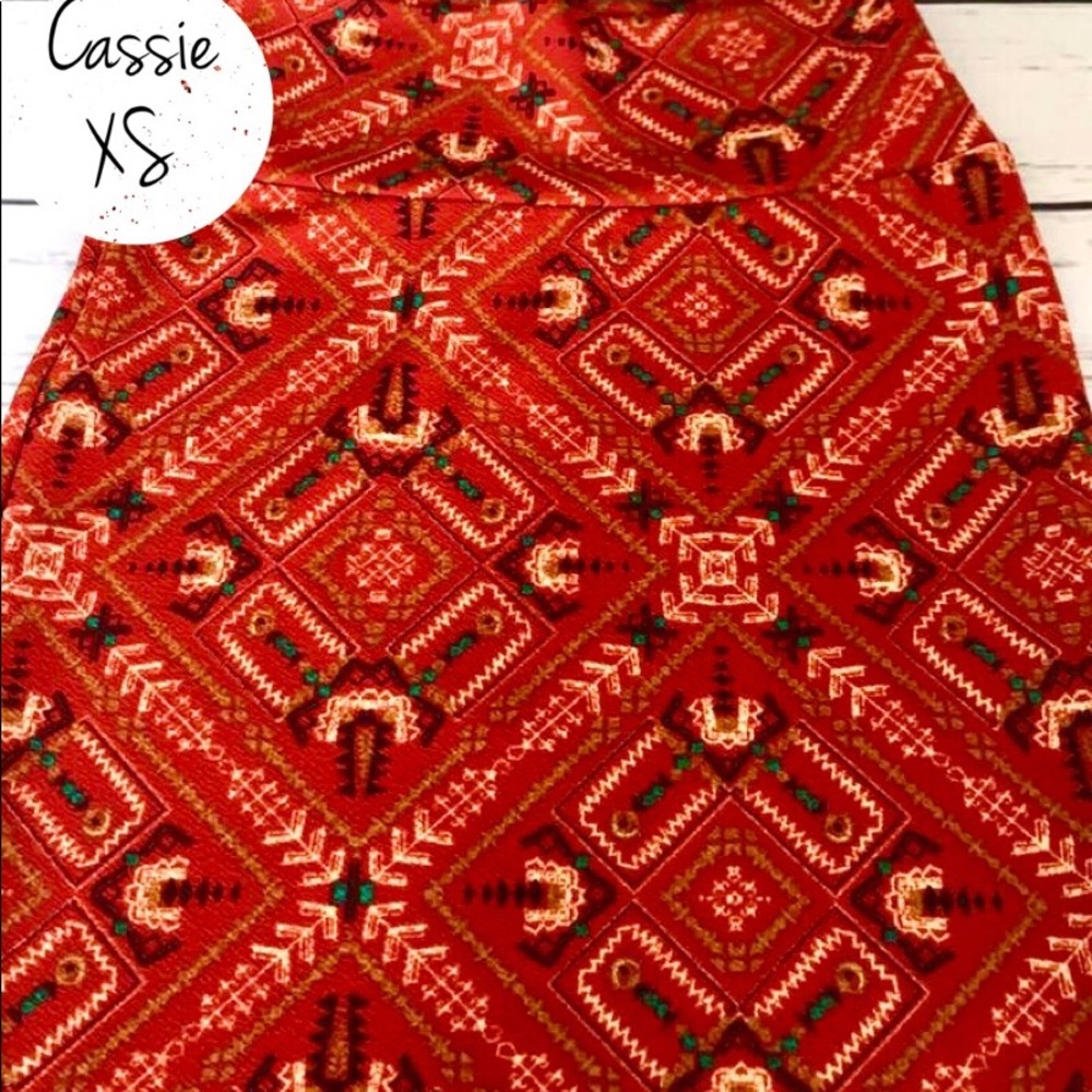 💝💝💝 3 for $33 LuLaRoe Cassie Pencil Skirt